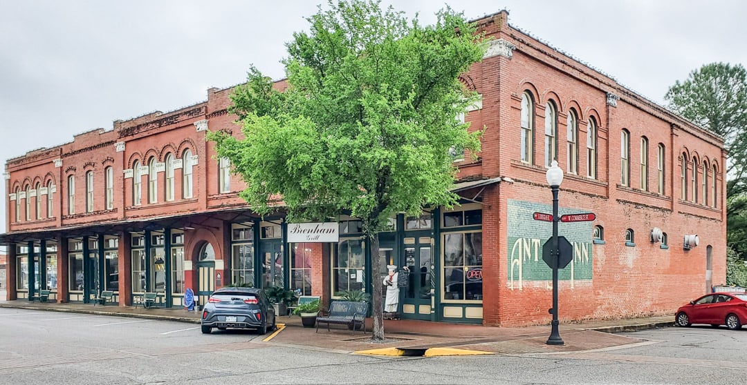 Brenham Texas101503 Dotted Globe