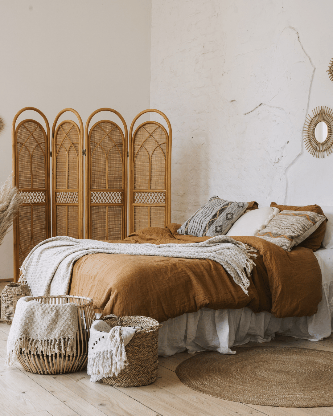 Bohemian bedroom feels classy yet exotic